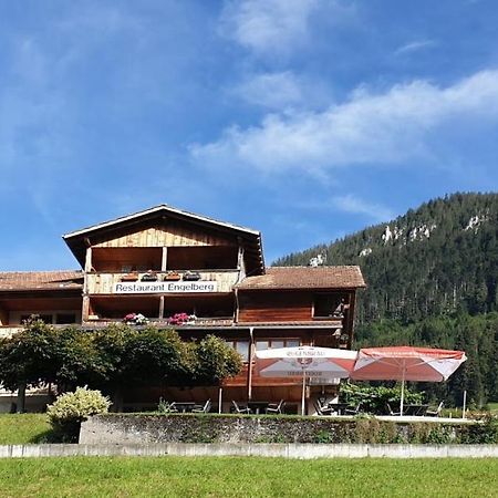 Готель Gasthof Engelberg Scharnachtal Екстер'єр фото