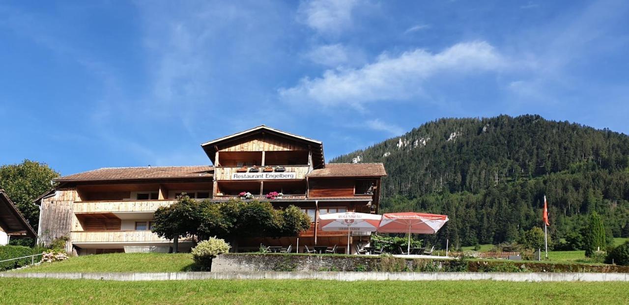 Готель Gasthof Engelberg Scharnachtal Екстер'єр фото